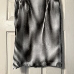 Kasper Black and White Pencil Skirt Knee-Length Work